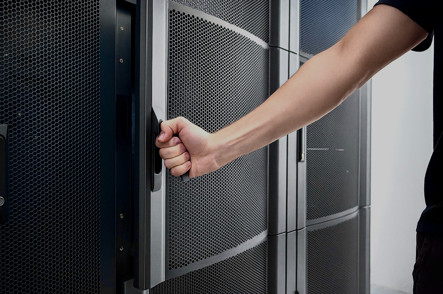 Colocation 1/3 Rack Colocation 1/3 Rack